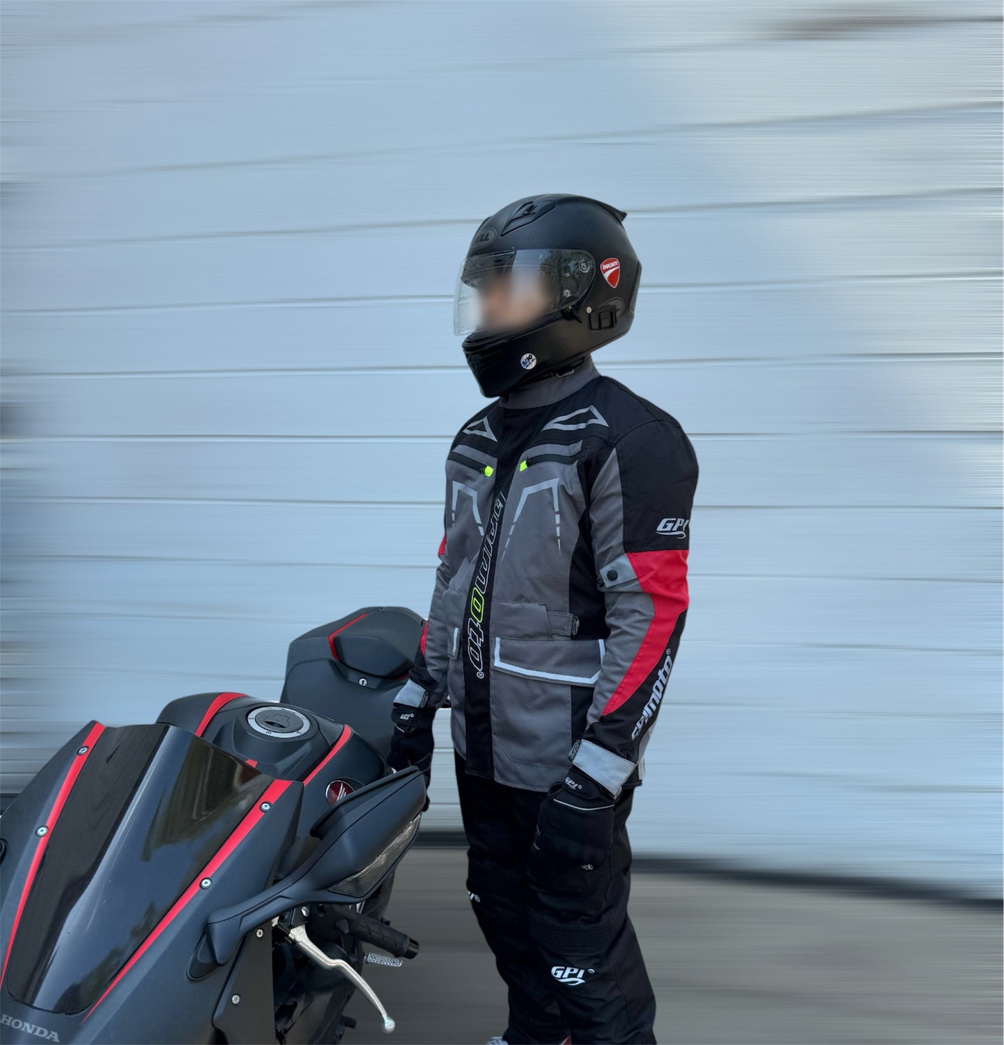 Men’s All-Season High Premium Quality Soft Adjustable Motorcycle Jacket – 6 Pockets, Grey/Black